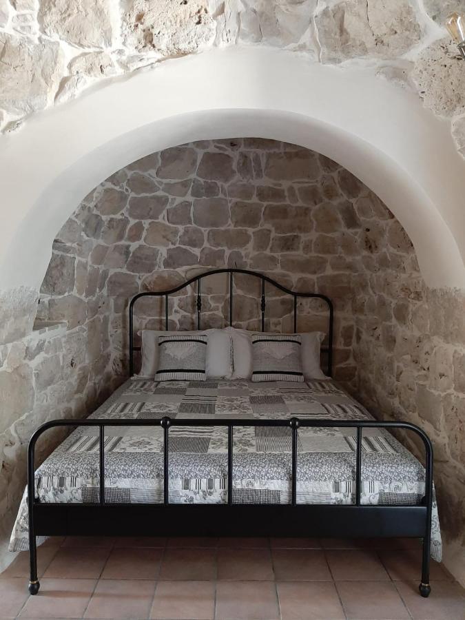 הוילה צ'לייה מספיקה Trullo Fellone מראה חיצוני תמונה
