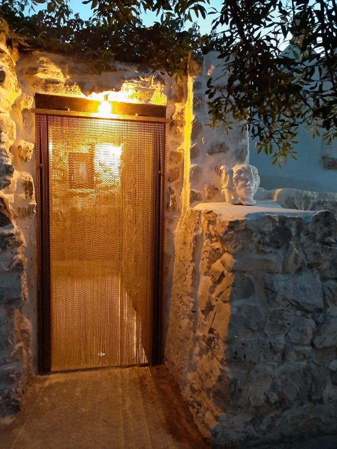 הוילה צ'לייה מספיקה Trullo Fellone מראה חיצוני תמונה