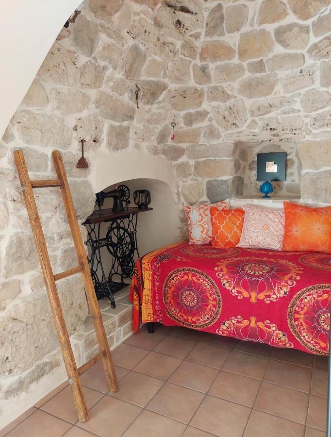 הוילה צ'לייה מספיקה Trullo Fellone מראה חיצוני תמונה